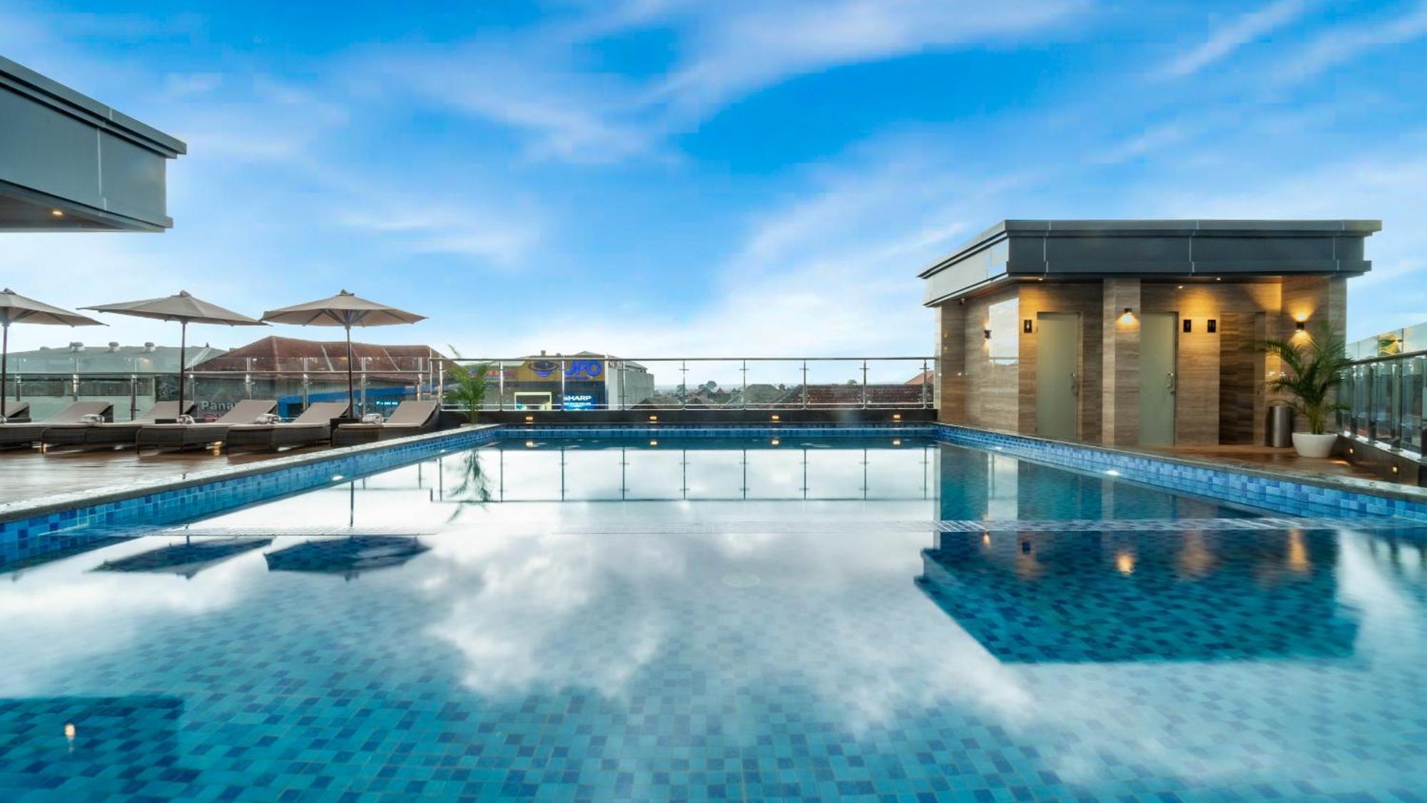 City Of Aventus Hotel - Denpasar Exterior foto
